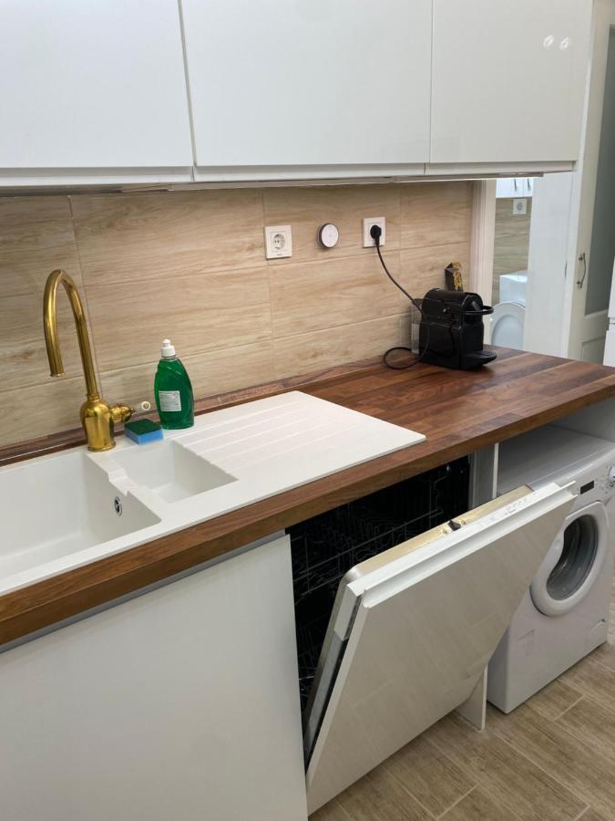 Kiraly78 Huge Apartment บูดาเปสต์ ภายนอก รูปภาพ