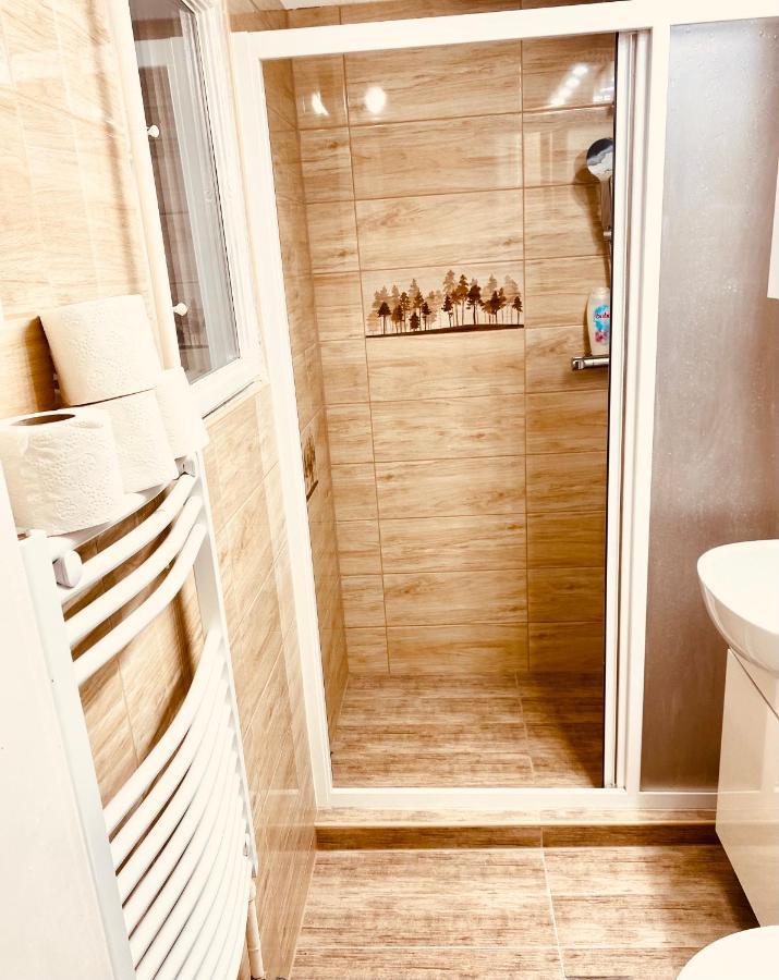 Kiraly78 Huge Apartment บูดาเปสต์ ภายนอก รูปภาพ